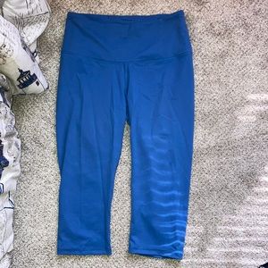 Knockout by Victoria’s Secret 15” crop